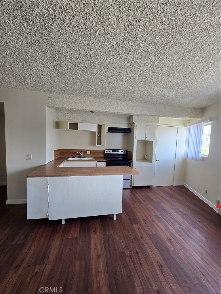 8823 Ocean View - Photo 0