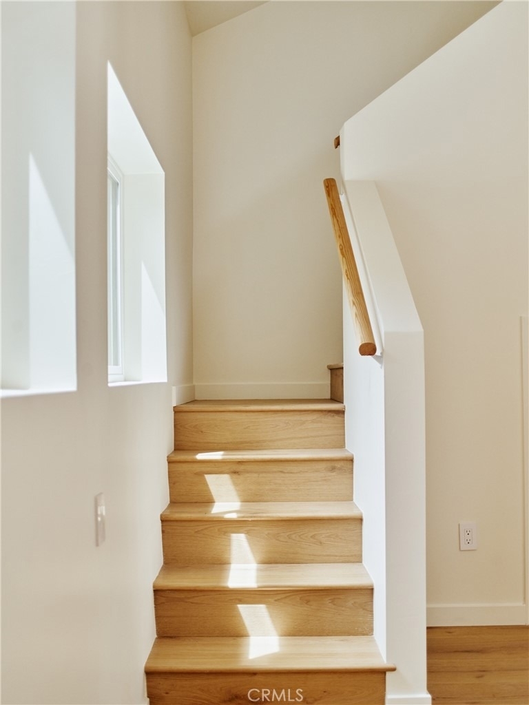 3743 Locke Avenue - Photo 6
