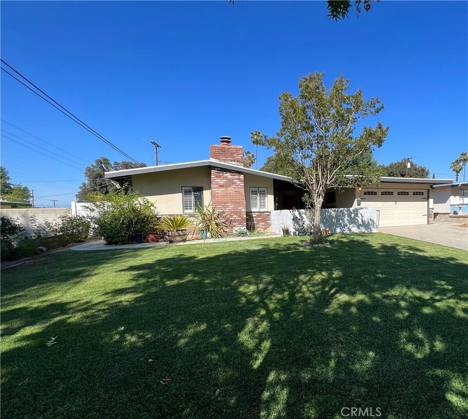 3085 Kathleen Street - Photo 0