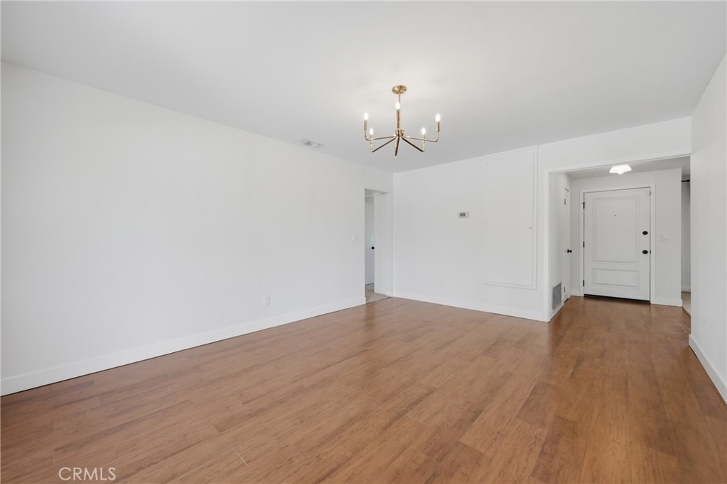151 E Hilton Ave - Photo 16