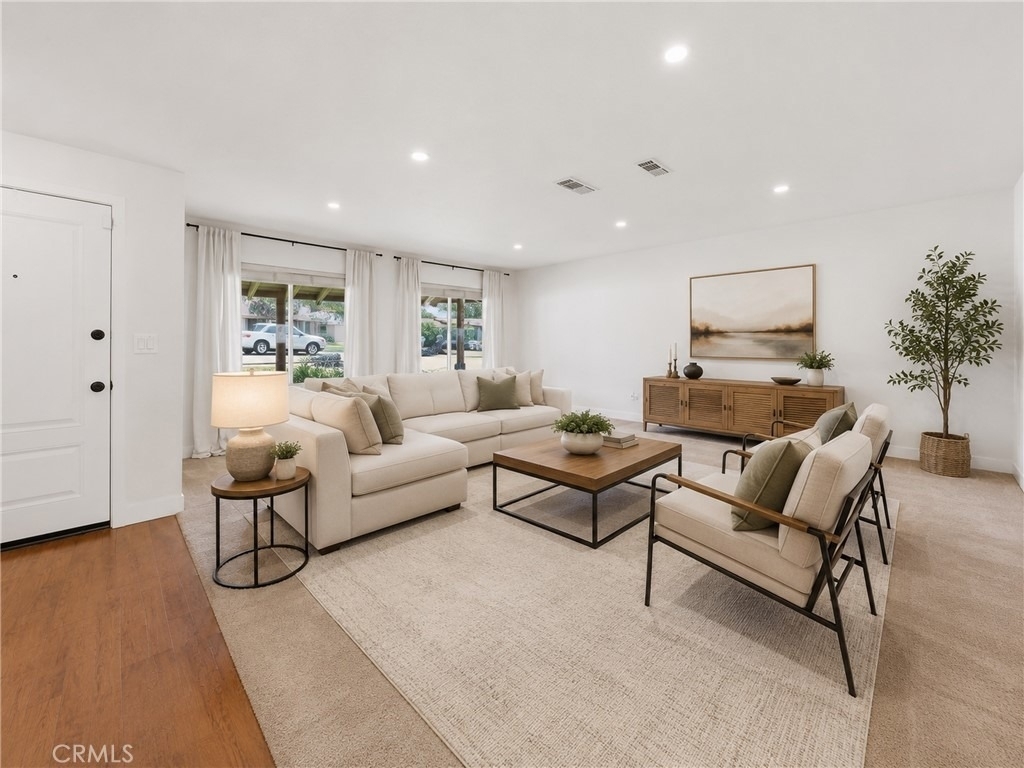 151 E Hilton Ave - Photo 13