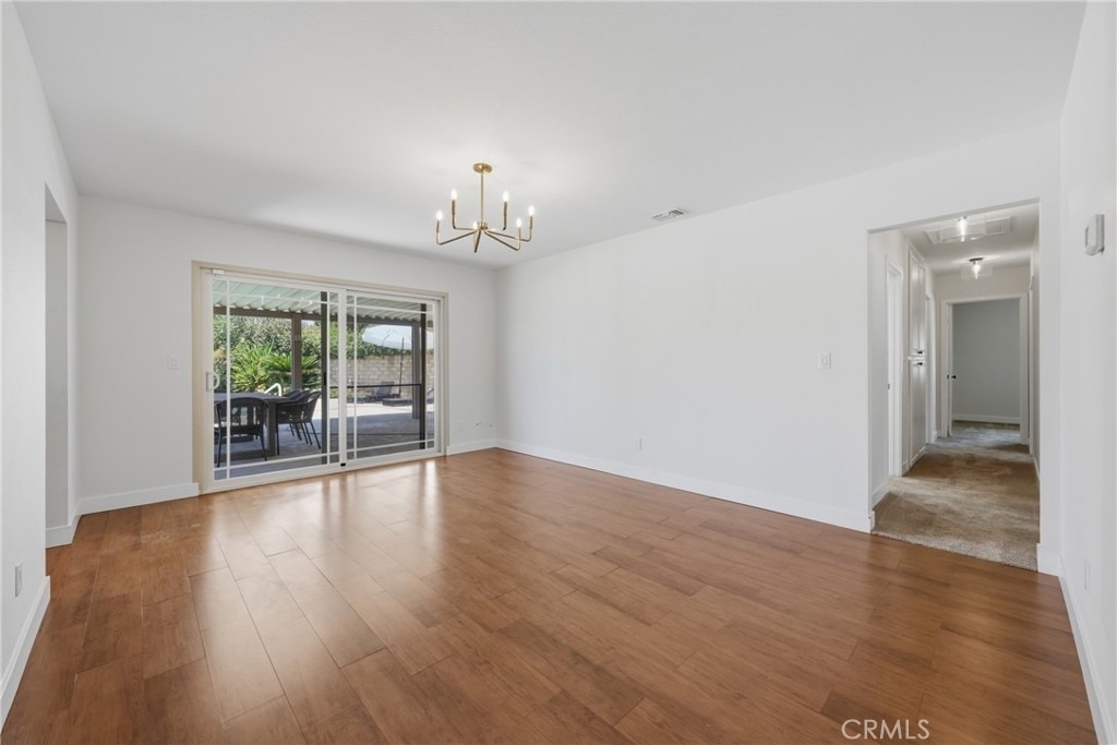 151 E Hilton Ave - Photo 18