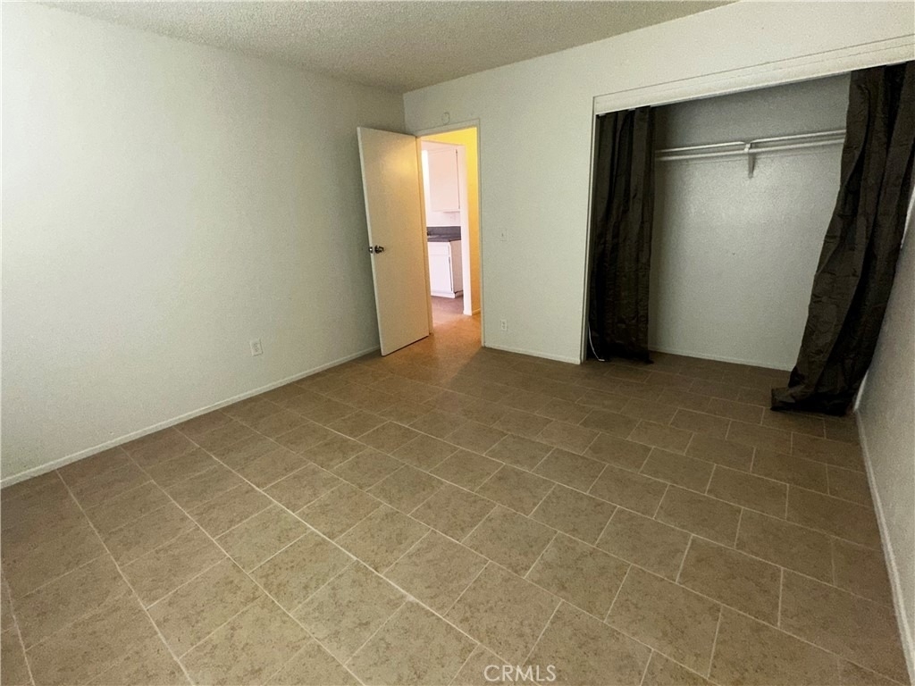 11661 11665 White Avenue - Photo 4