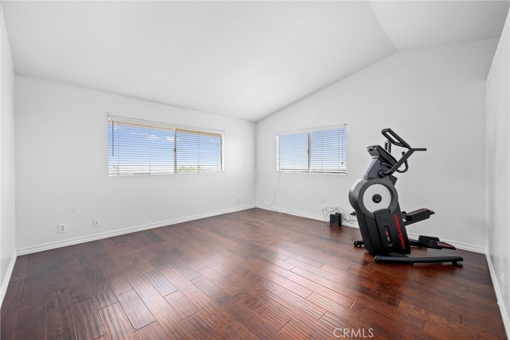 10703 Valley Drive - Photo 25