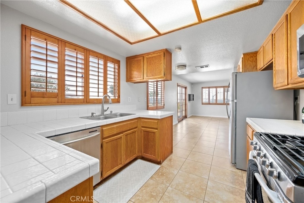 10703 Valley Drive - Photo 11