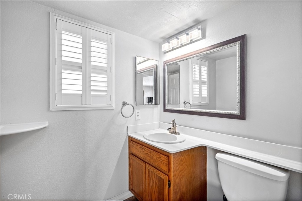 10703 Valley Drive - Photo 19