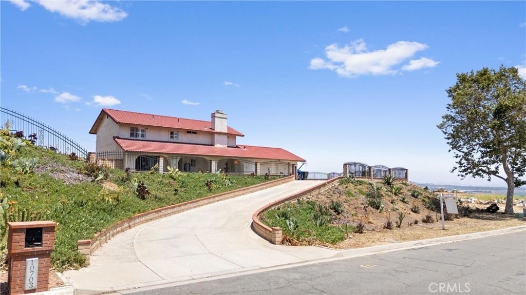10703 Valley Drive - Photo 1