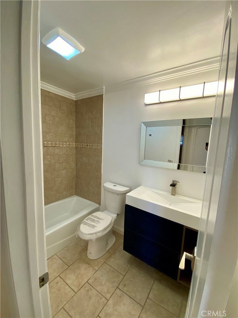 310 N Jackson Street - Photo 14