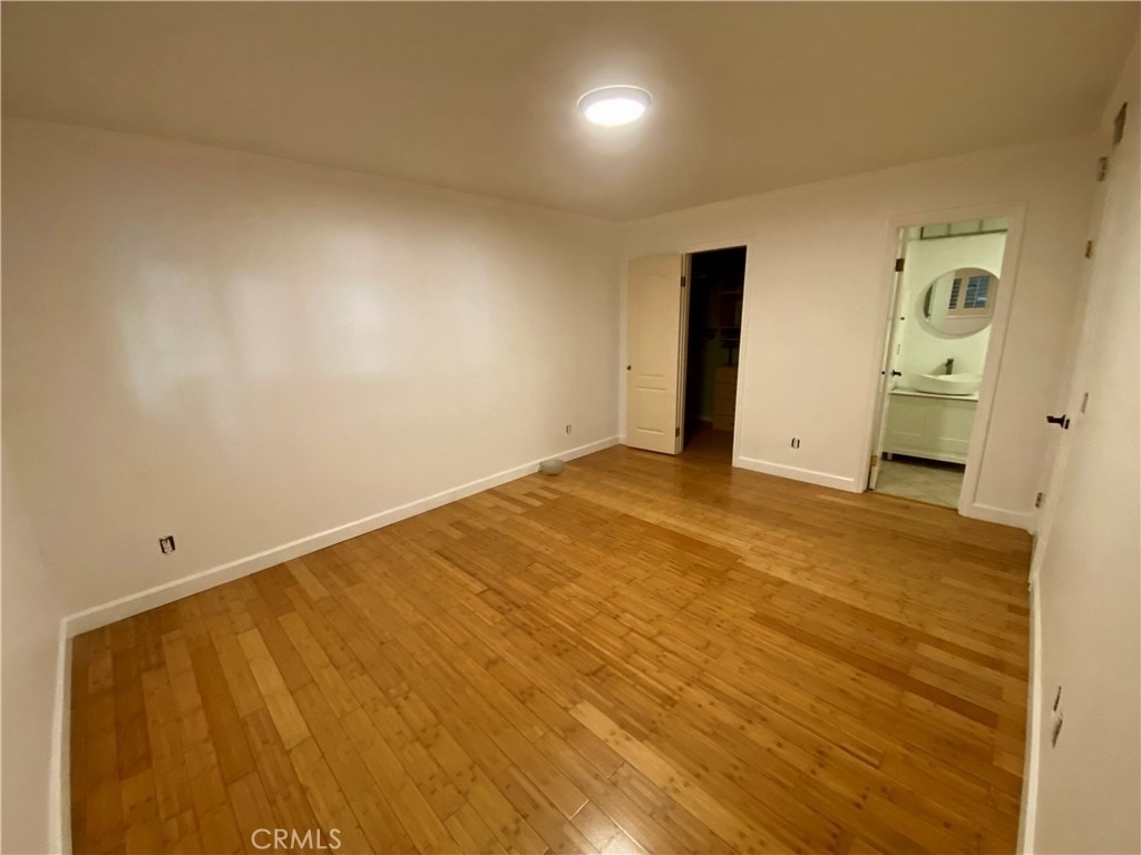 310 N Jackson Street - Photo 11