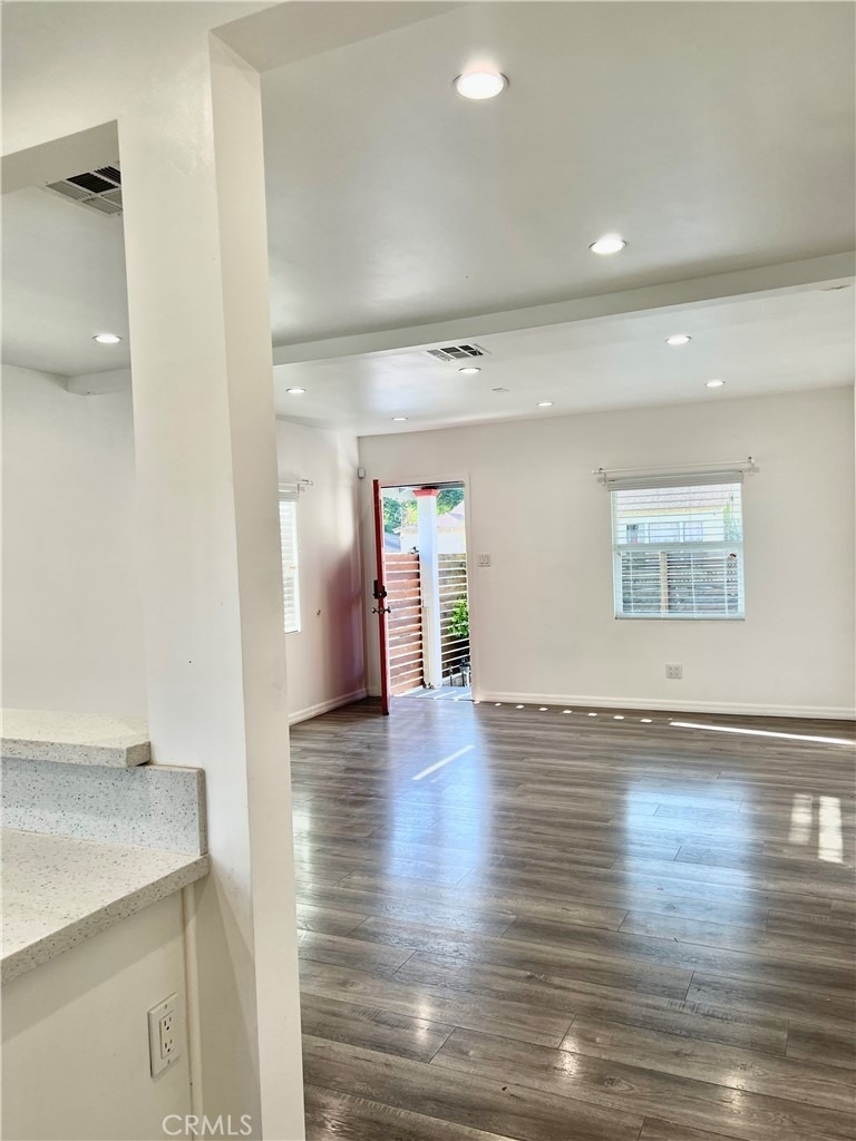 7110 Valmont - Photo 1