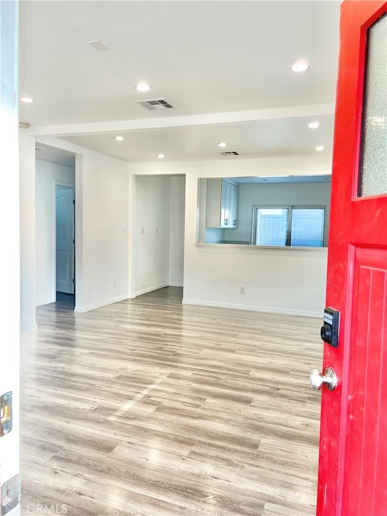 7110 Valmont - Photo 2