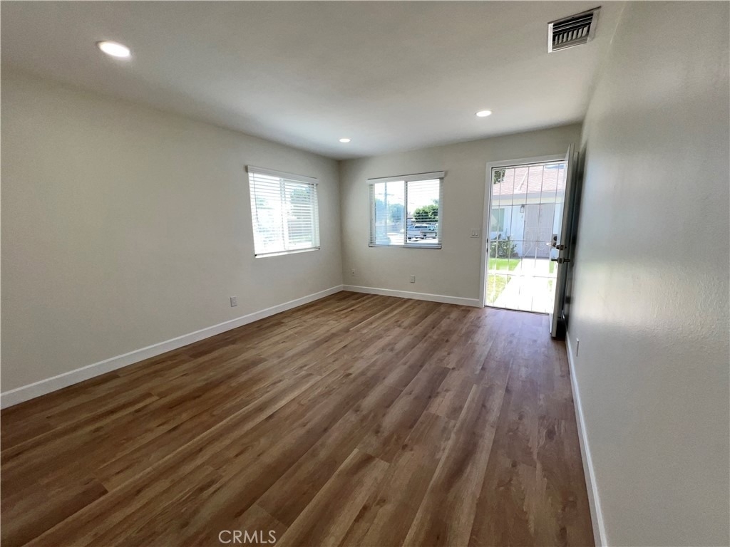 12948 Yorba Avenue - Photo 4