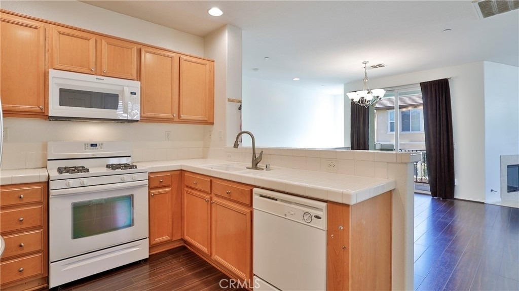 6934 Castor Street - Photo 12