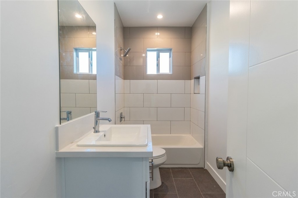 5144 Riverton - Photo 9