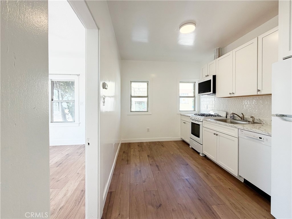 2629 1/2 Granada Street - Photo 2