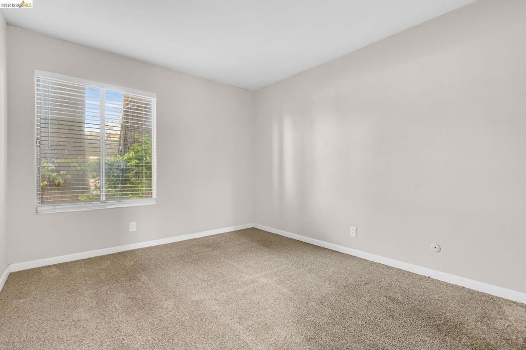 2562 Walnut Blvd. - Photo 22