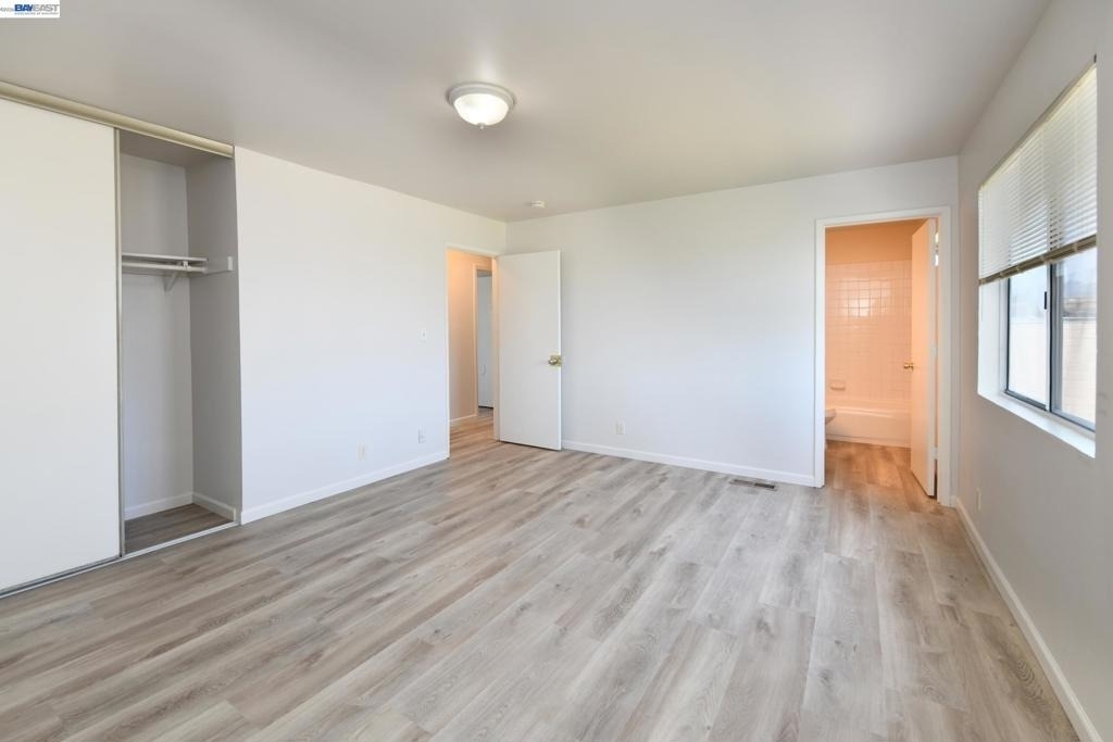 2716 Adeline St - Photo 11