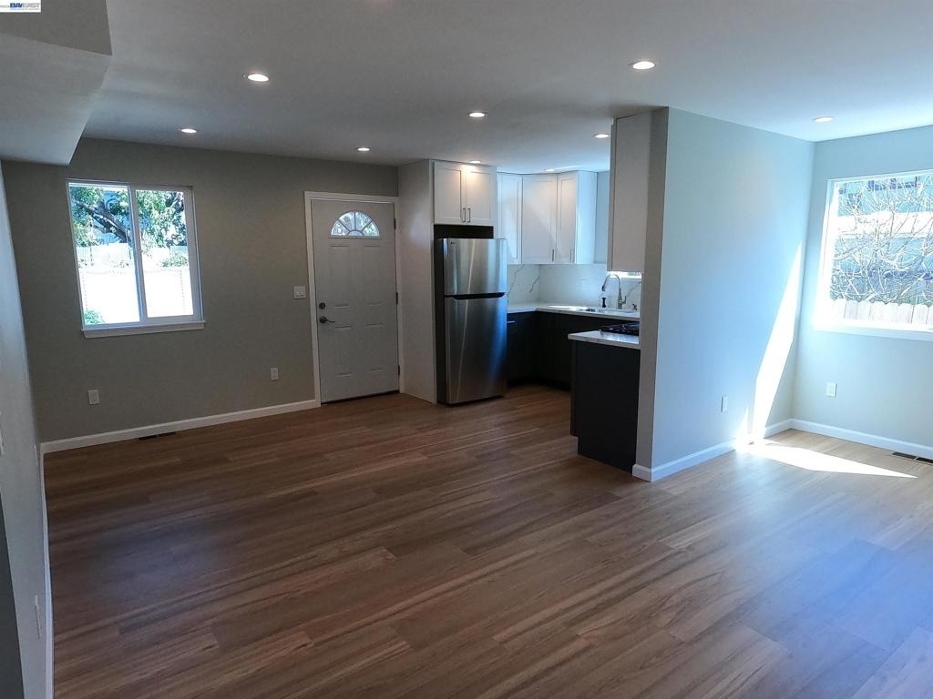 720 Foothill Blvd - Photo 5