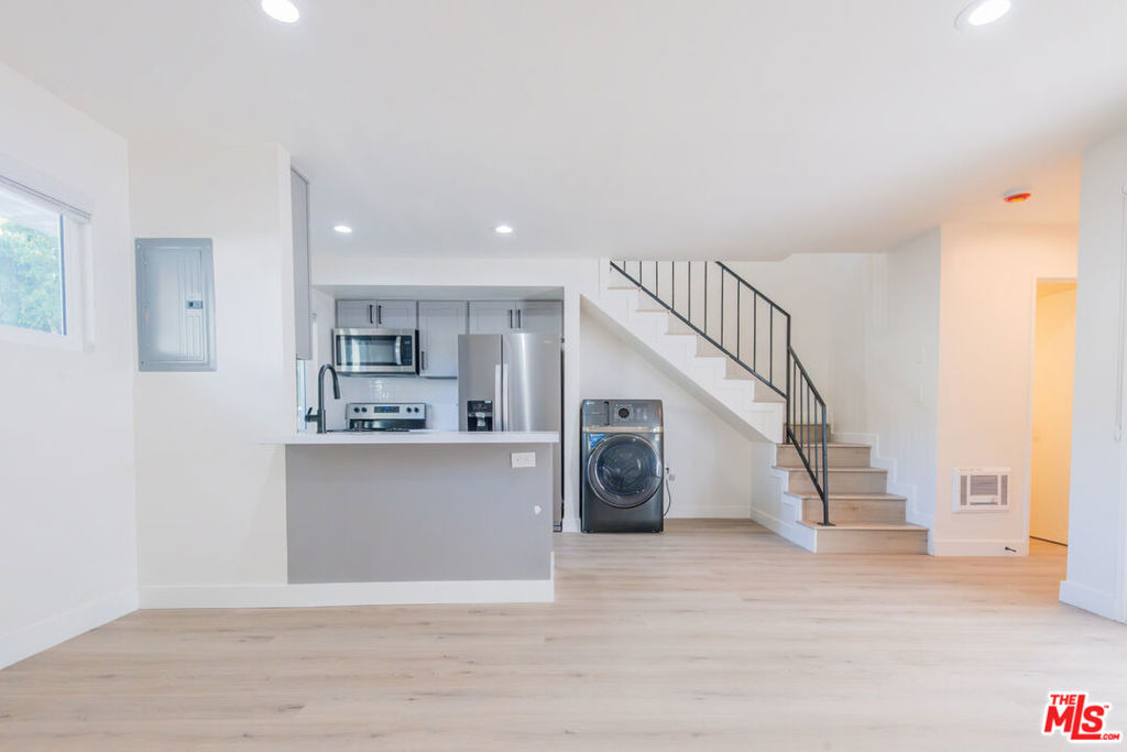 2757 Andreo Avenue - Photo 2
