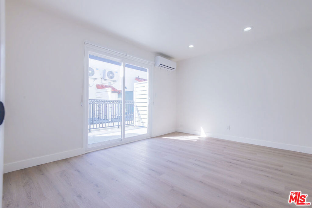 2757 Andreo Avenue - Photo 8