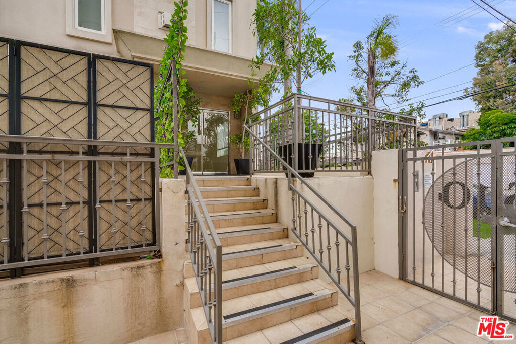 8610 Chalmers Drive - Photo 14