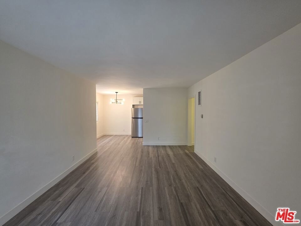 3707 S Canfield Avenue - Photo 9