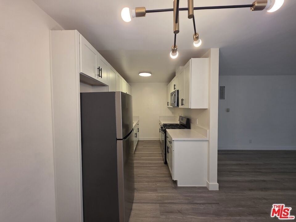 3707 S Canfield Avenue - Photo 14