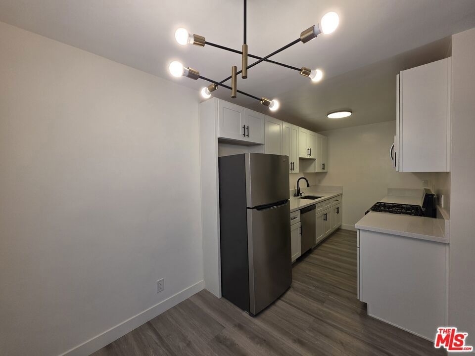 3707 S Canfield Avenue - Photo 13