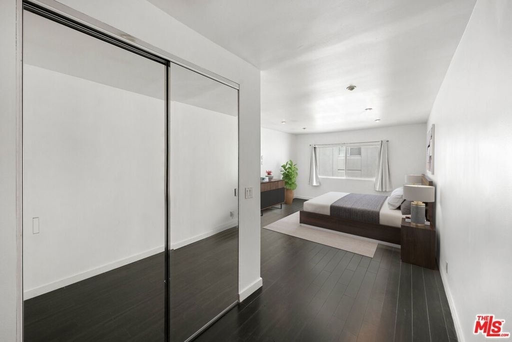 825 S Le Doux Road - Photo 7