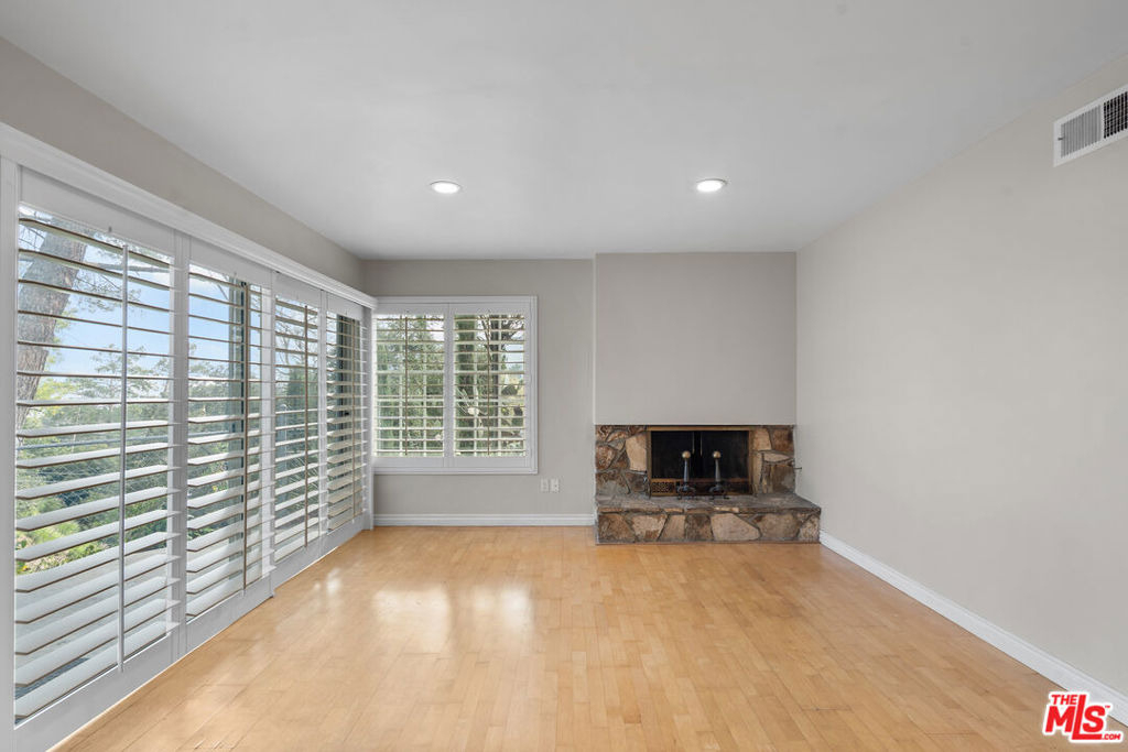 9631 Crystal View Drive - Photo 14