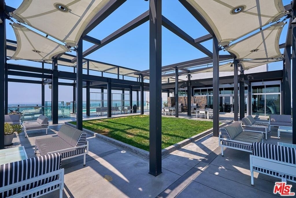3810 Wilshire Boulevard - Photo 33