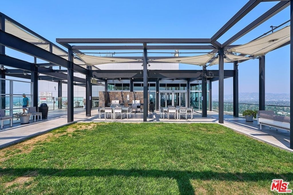 3810 Wilshire Boulevard - Photo 35