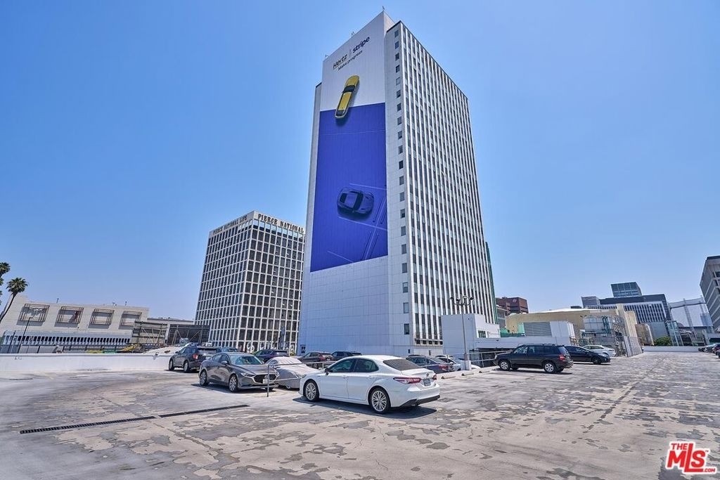 3810 Wilshire Boulevard - Photo 45