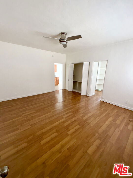 439 N Van Ness Avenue - Photo 1