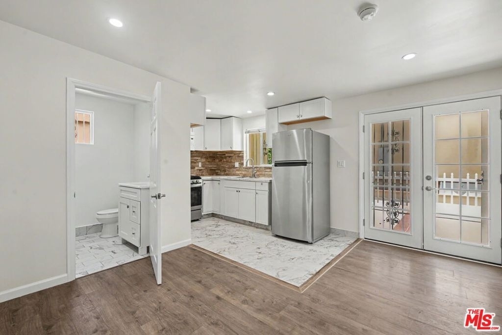 2153 Glendon Avenue - Photo 5