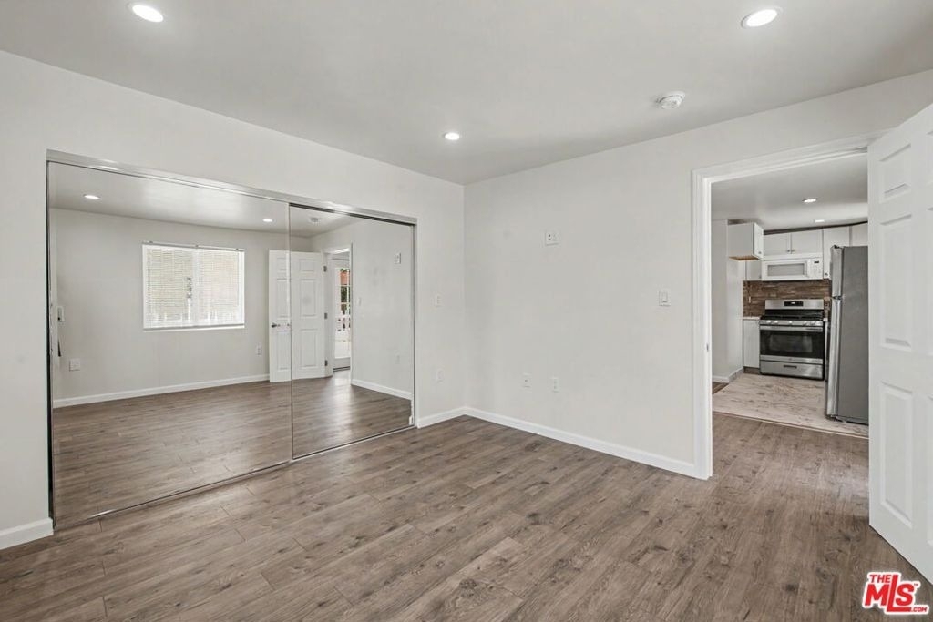2153 Glendon Avenue - Photo 11