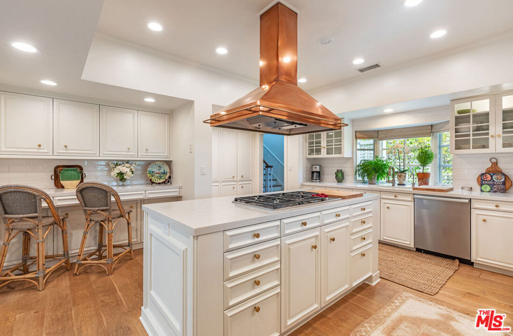 1185 Corsica Drive - Photo 8