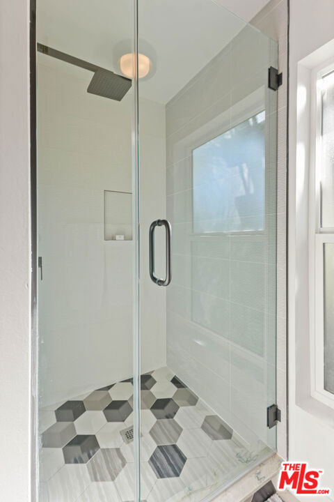 3775 Aloha Street - Photo 6