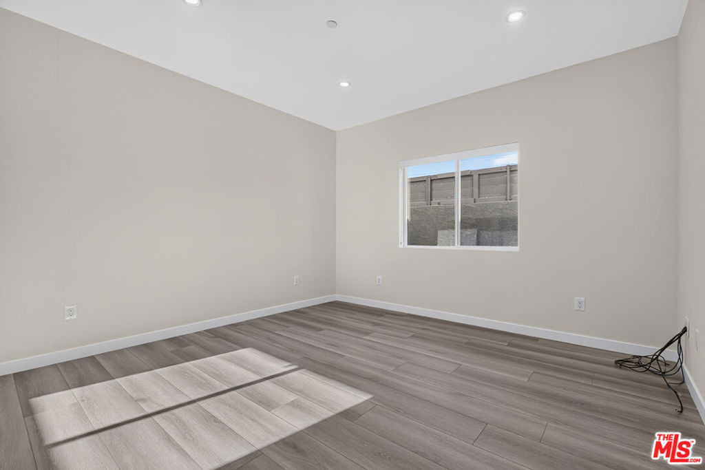 1809 N Avon Street - Photo 19