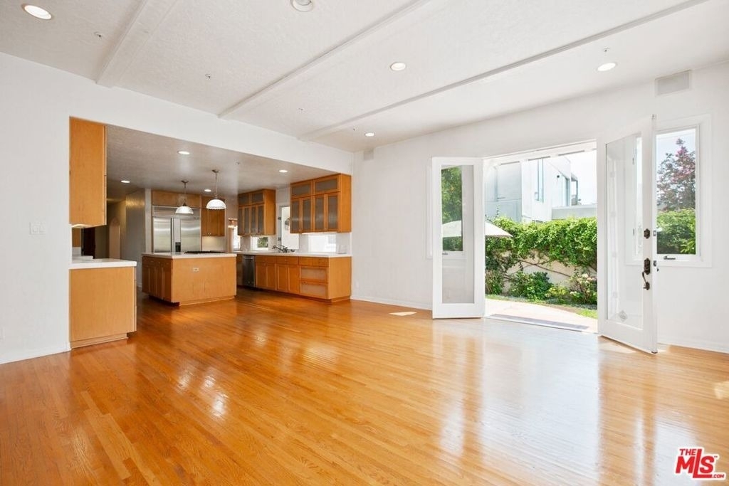 333 S Mccarty Drive - Photo 7