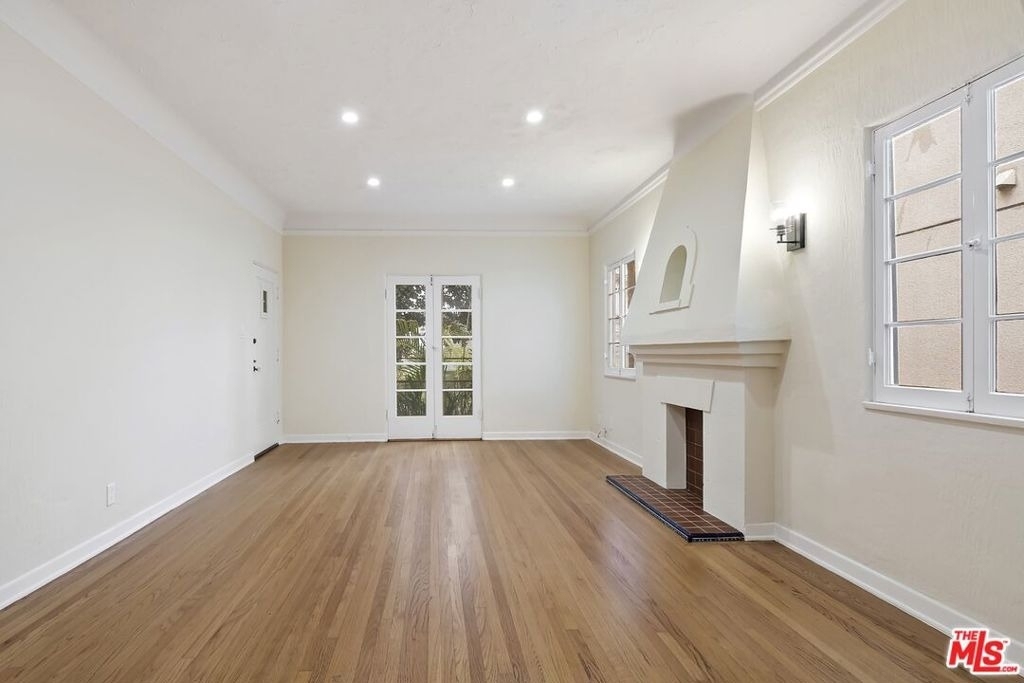 1142 S Clark Drive - Photo 1