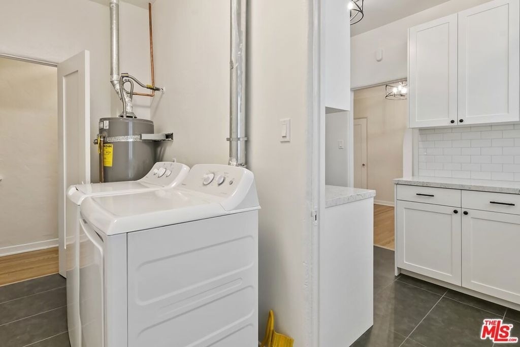 1142 S Clark Drive - Photo 16
