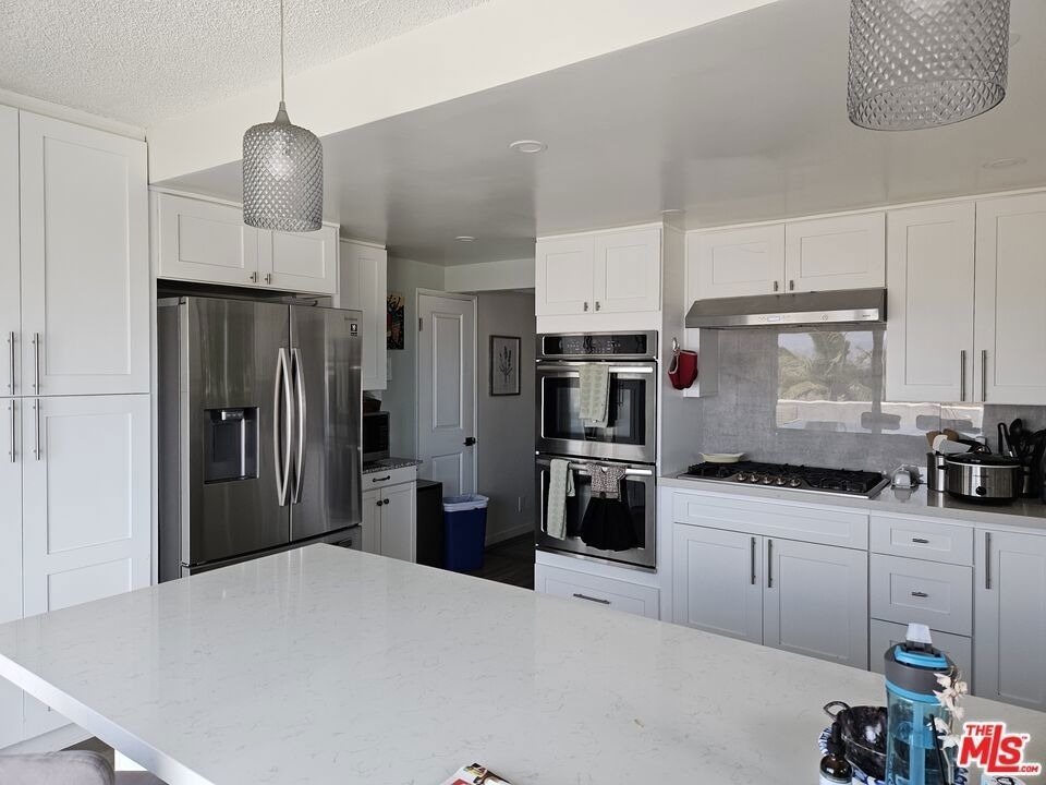 5652 Glenford Street - Photo 9