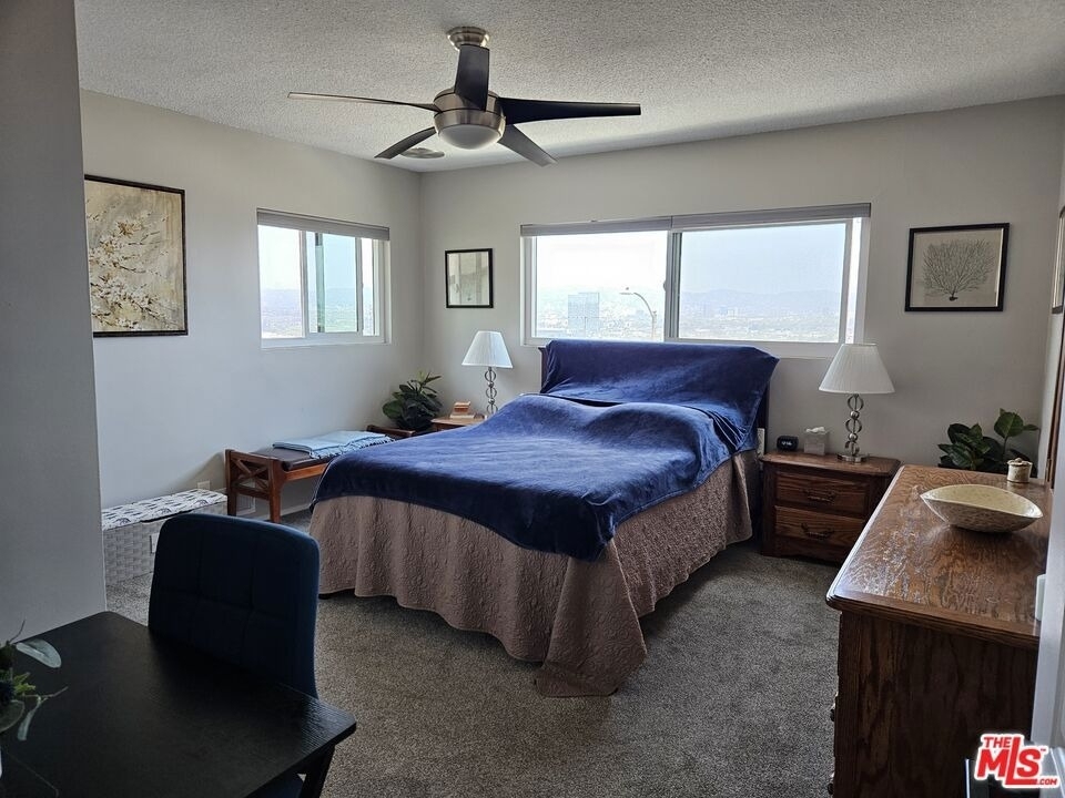 5652 Glenford Street - Photo 39