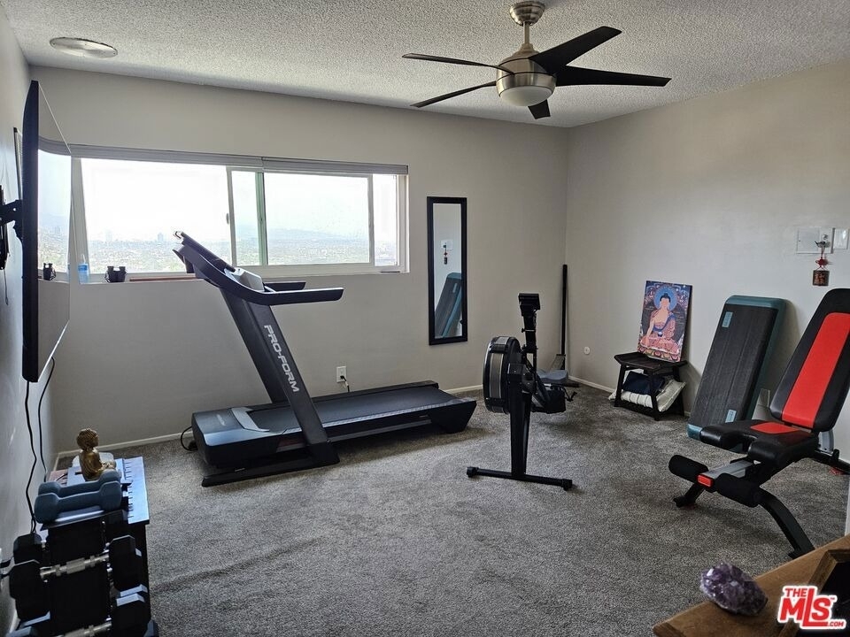 5652 Glenford Street - Photo 38