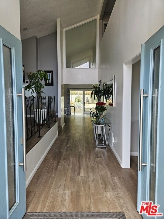 5652 Glenford Street - Photo 2