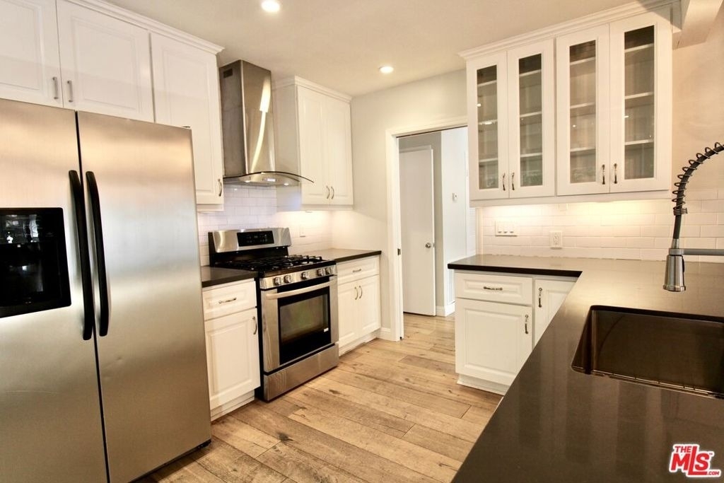 5415 Coldwater Canyon Avenue - Photo 17