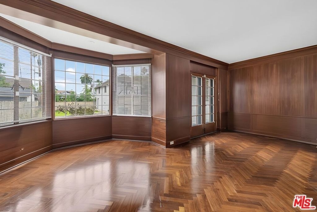 2215 W 21st Street - Photo 20