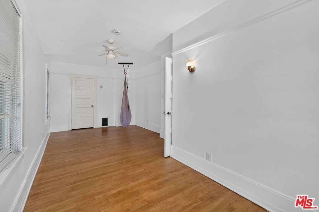 2215 W 21st Street - Photo 44