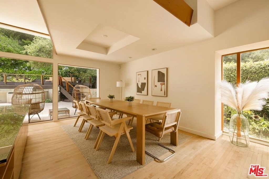 3600 Mandeville Canyon Road - Photo 3